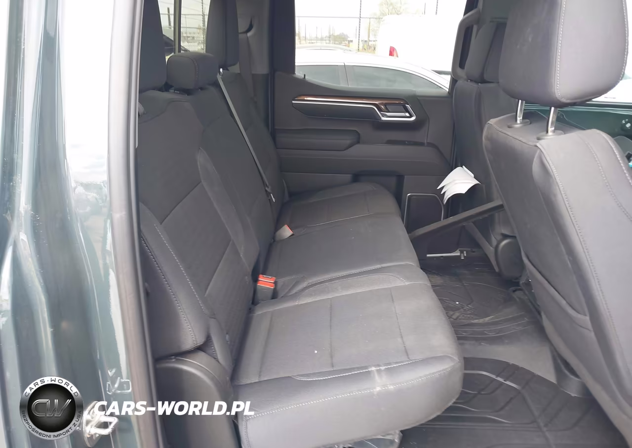 2026 Chevrolet Silverado 1500 4Wd Standard Bed Lt VIN:1GCUKDEDXTZ258203 - 8