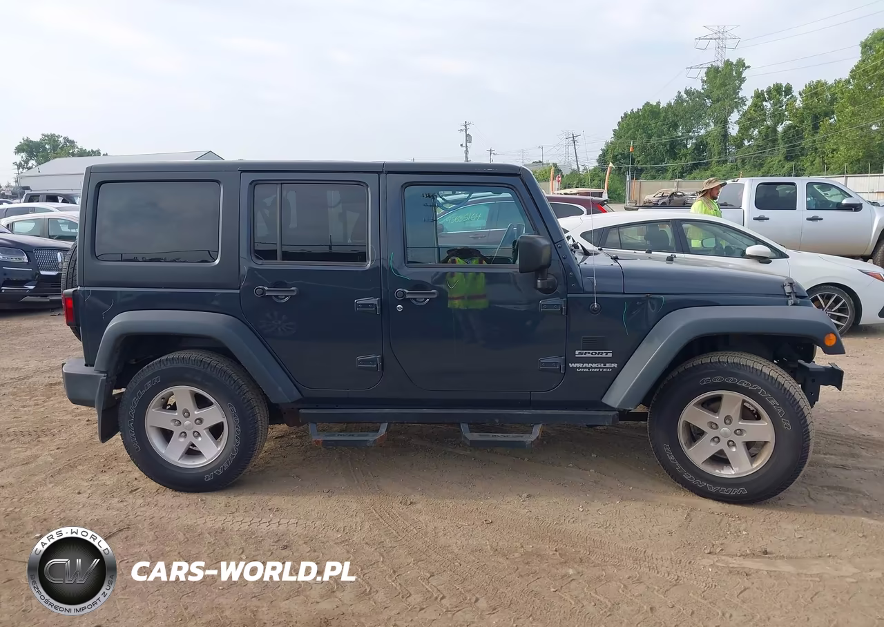 2017 Jeep Wrangler Unlimited Sport VIN:1C4BJWDG2HL524566 - 13