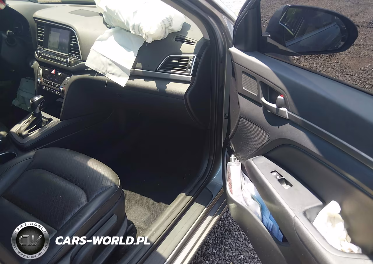 2018 Hyundai Elantra Limited VIN:KMHD84LF6JU658557 - 5