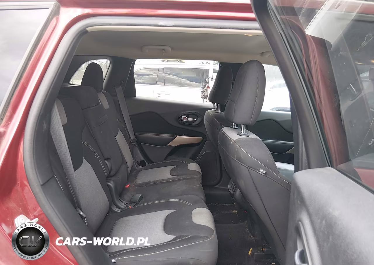 2017 Jeep Cherokee Sport VIN:1C4PJLAB8HW626482 - 8
