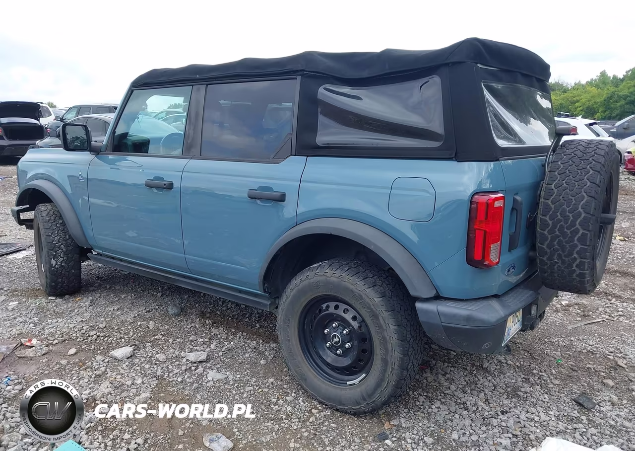 2021 Ford Bronco Black Diamond VIN:1FMEE5DHXMLA67192 - 3