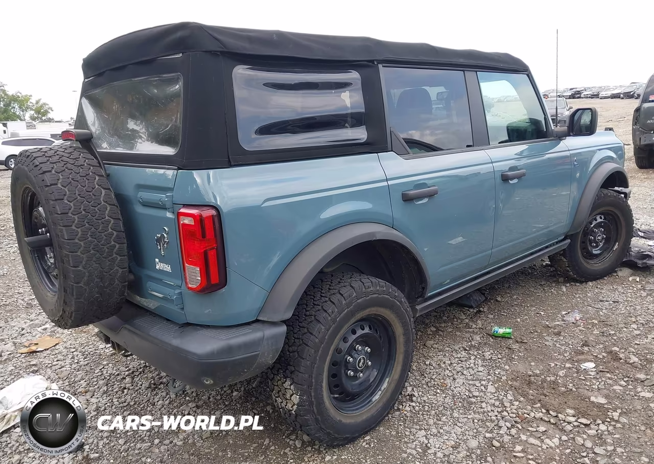 2021 Ford Bronco Black Diamond VIN:1FMEE5DHXMLA67192 - 4