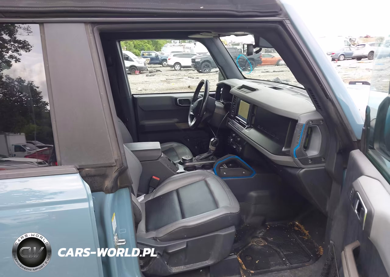 2021 Ford Bronco Black Diamond VIN:1FMEE5DHXMLA67192 - 5