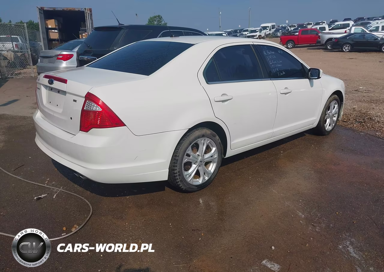 2012 Ford Fusion Se VIN:3FAHP0HA2CR379752 - 4