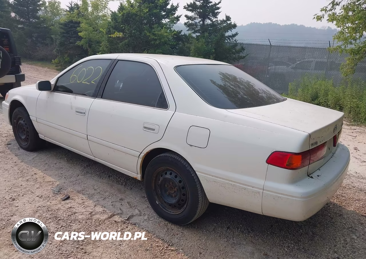 2000 Toyota Camry Ce VIN:4T1BG22K2YU737795 - 3