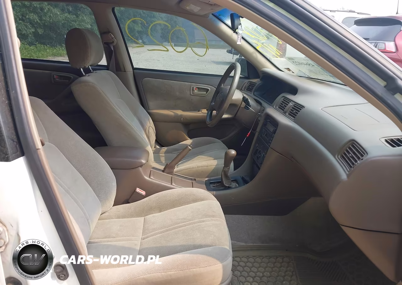 2000 Toyota Camry Ce VIN:4T1BG22K2YU737795 - 5
