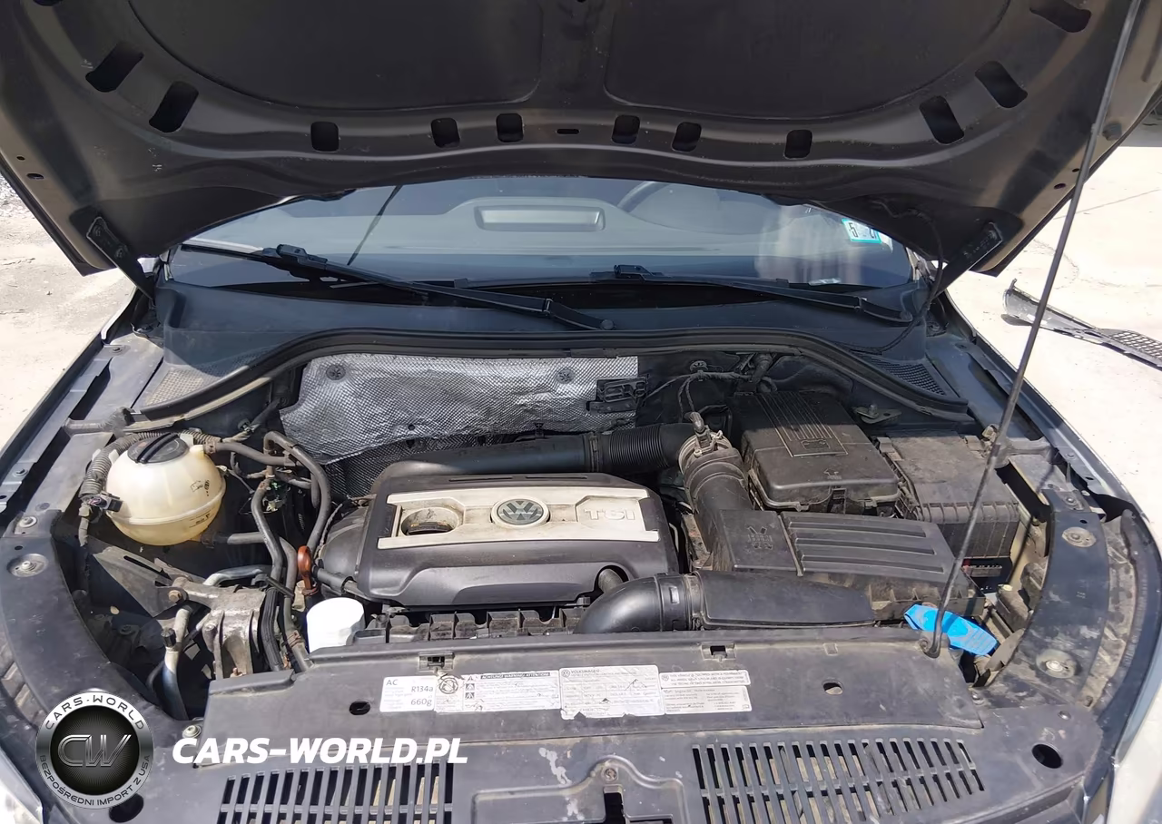 2012 Volkswagen Tiguan S VIN:WVGBV7AX8CW089411 - 10