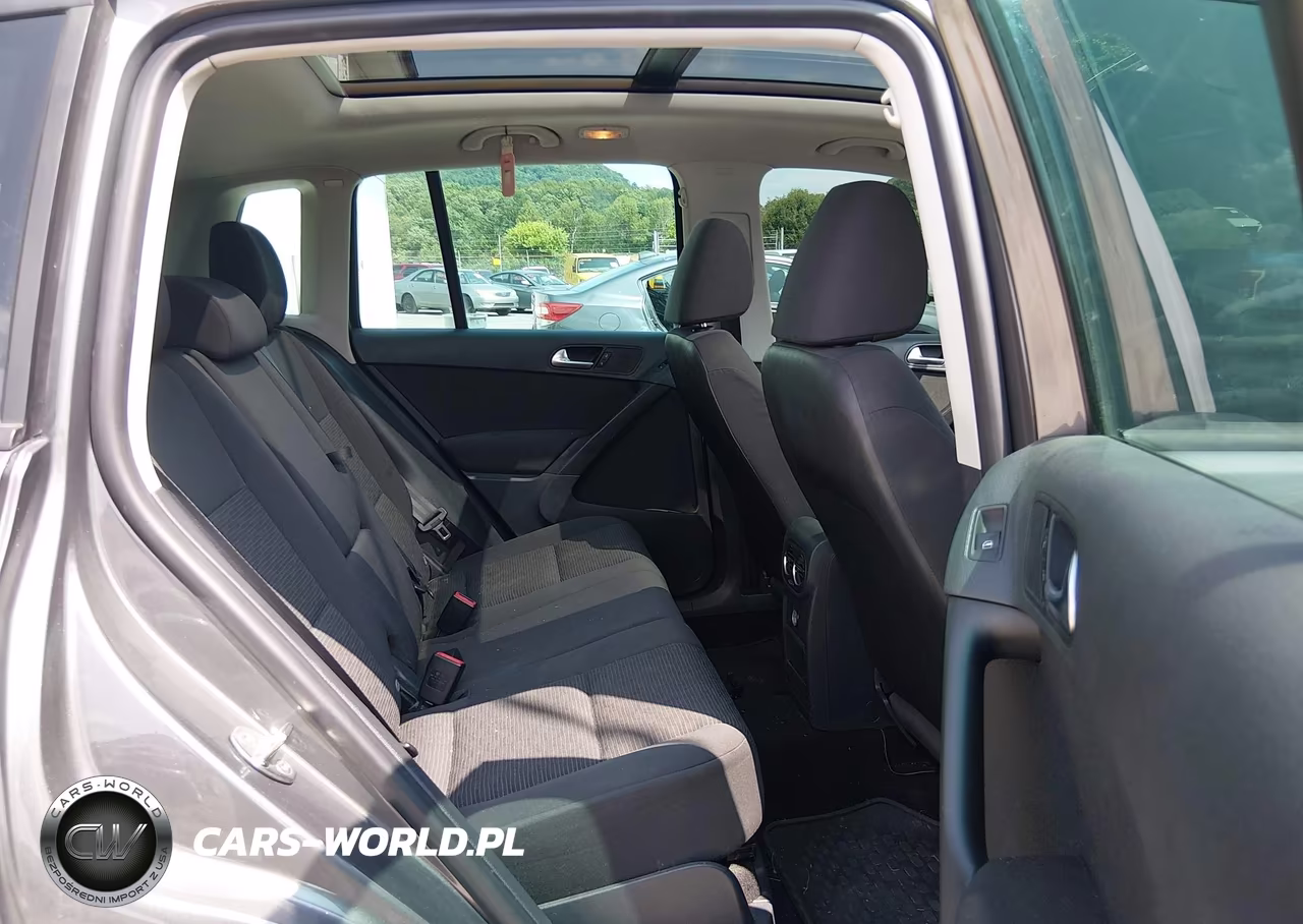 2012 Volkswagen Tiguan S VIN:WVGBV7AX8CW089411 - 8