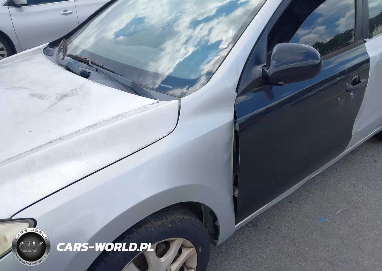 2009 Hyundai Elantra Touring VIN:KMHDC86E69U045679 - 6
