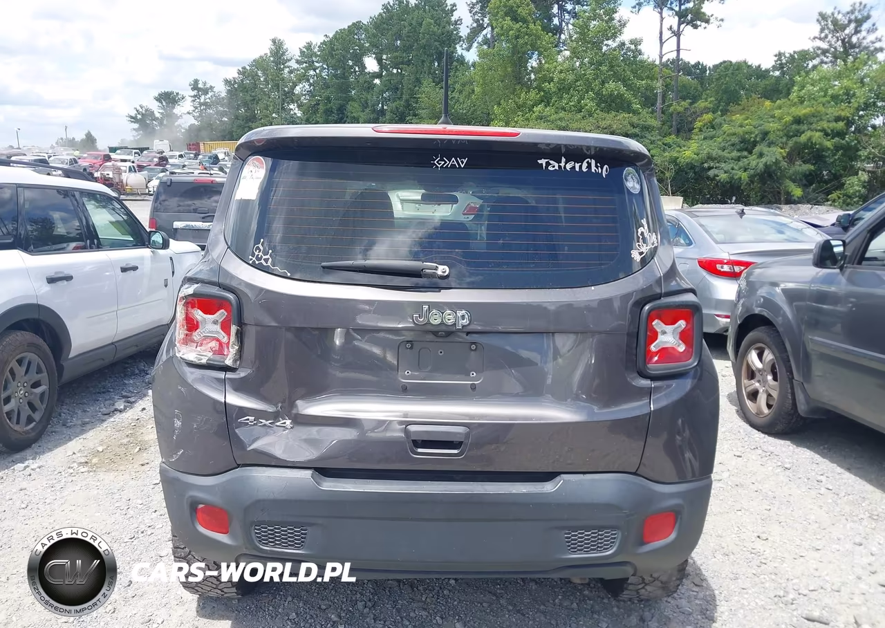 2018 Jeep Renegade Sport 4X4 VIN:ZACCJBAB2JPJ41523 - 16
