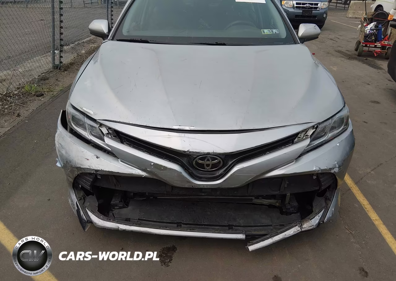 2018 Toyota Camry Le VIN:4T1B11HK6JU124751 - 6