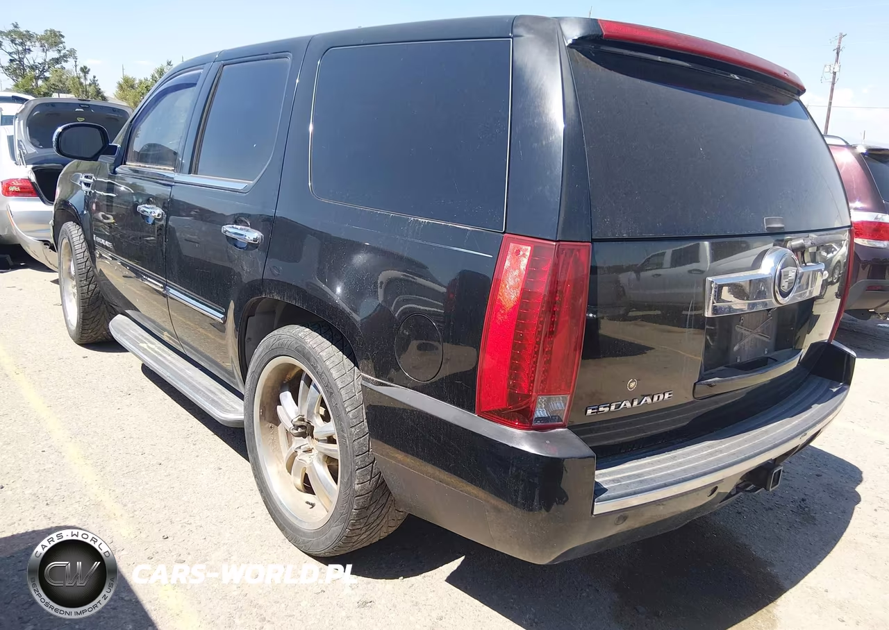 2007 Cadillac Escalade VIN:1GYFK63857R208318 - 3