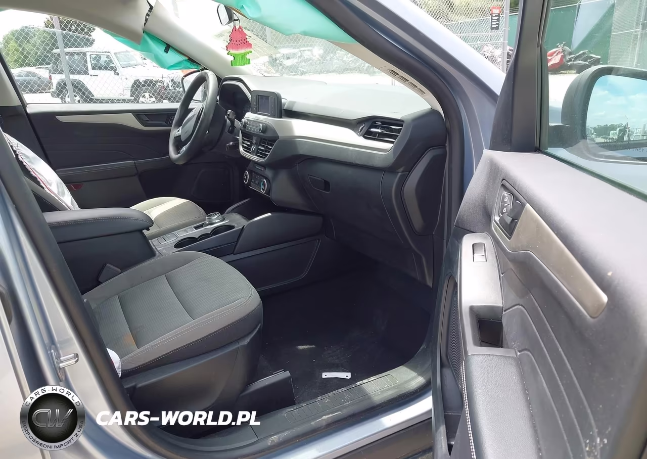2022 Ford Escape S VIN:1FMCU0F67NUA26426 - 5