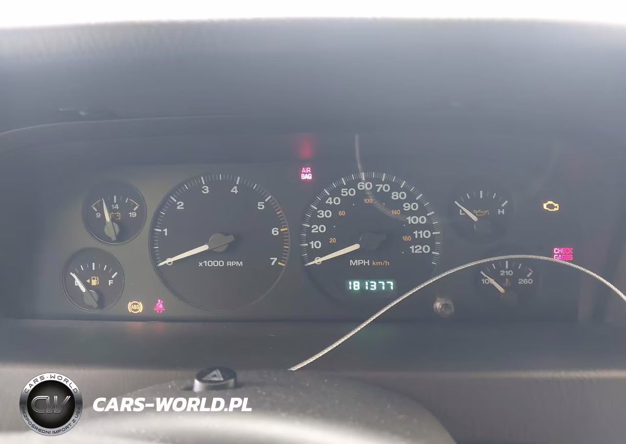 2004 Jeep Grand Cherokee Laredo VIN:1J8GX48SX4C249667 - 7