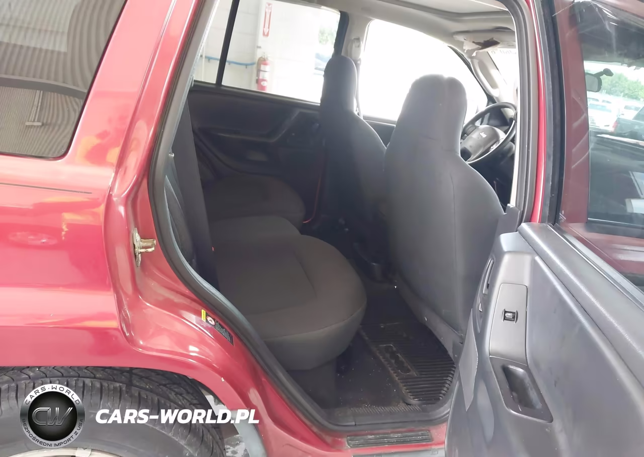 2004 Jeep Grand Cherokee Laredo VIN:1J8GX48SX4C249667 - 8