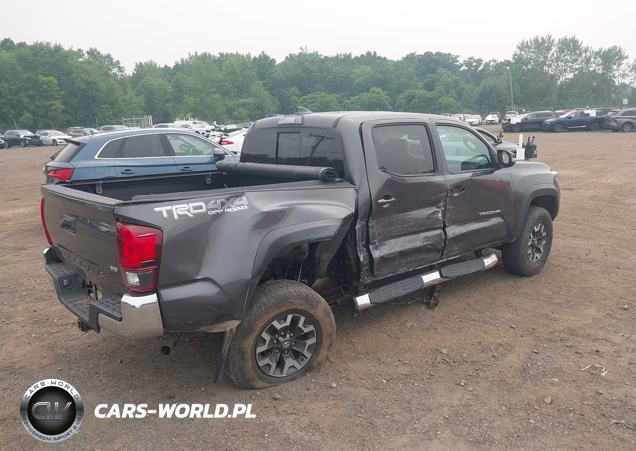 2018 Toyota Tacoma Trd Off Road VIN:3TMCZ5AN7JM180778 - 17