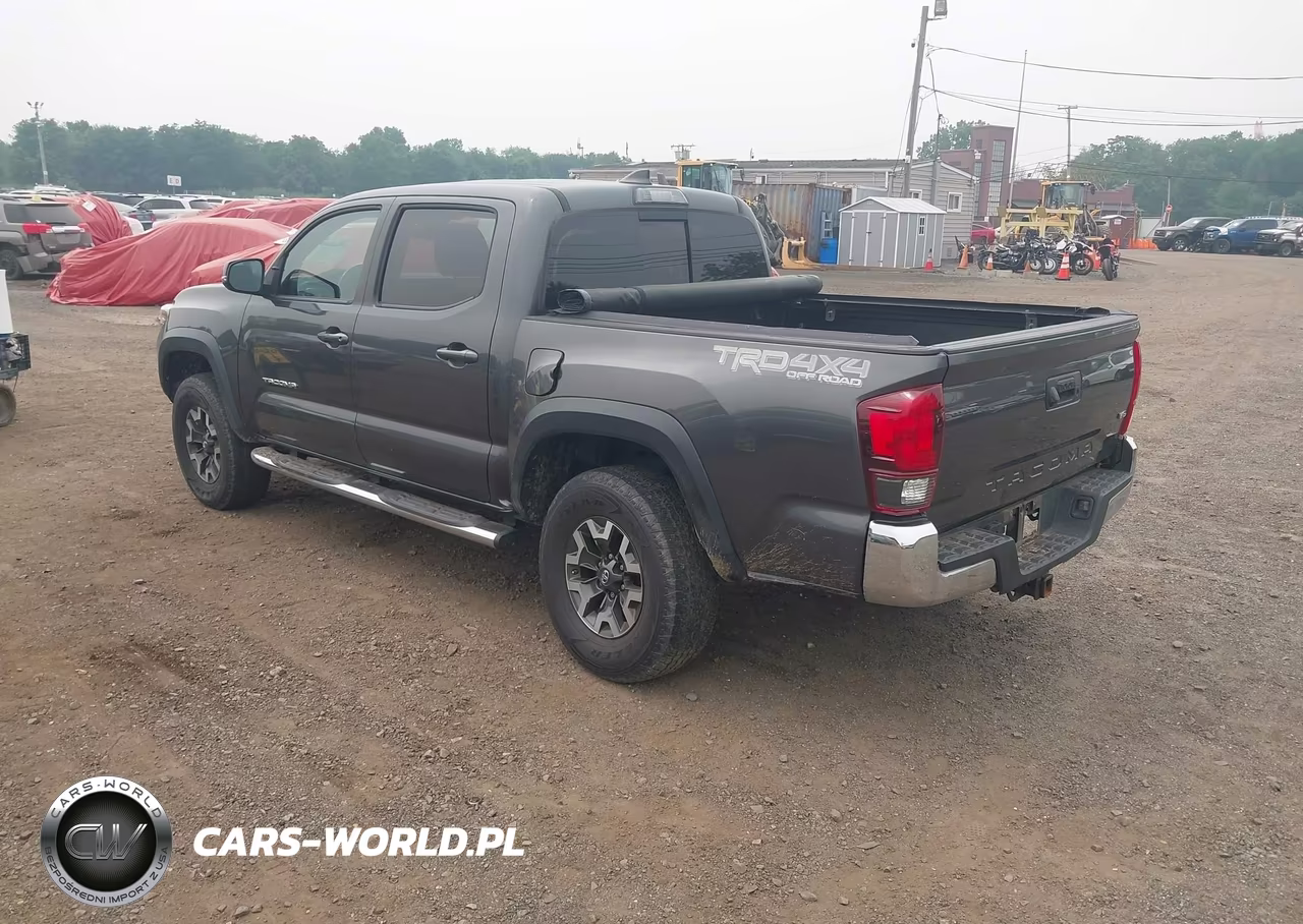 2018 Toyota Tacoma Trd Off Road VIN:3TMCZ5AN7JM180778 - 3