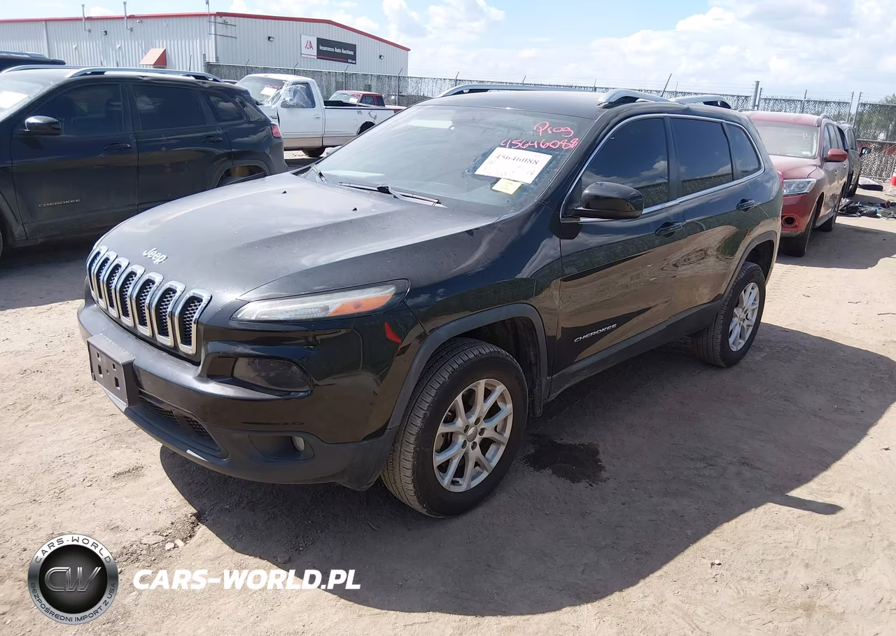 2015 Jeep Cherokee Latitude VIN:1C4PJMCS0FW726155 - 2