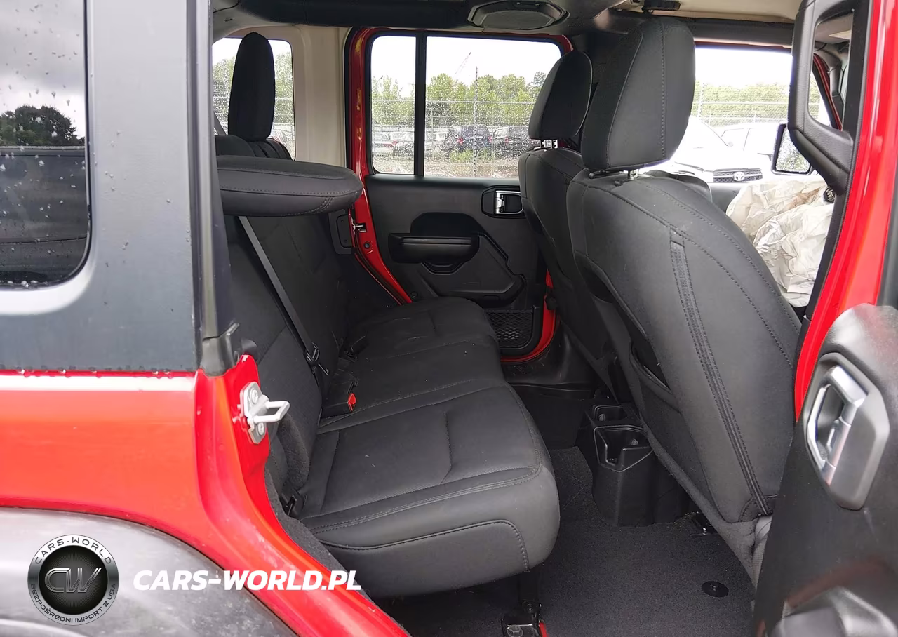 2021 Jeep Wrangler Unlimited Sport S 4X4 VIN:1C4HJXDN8MW743104 - 8
