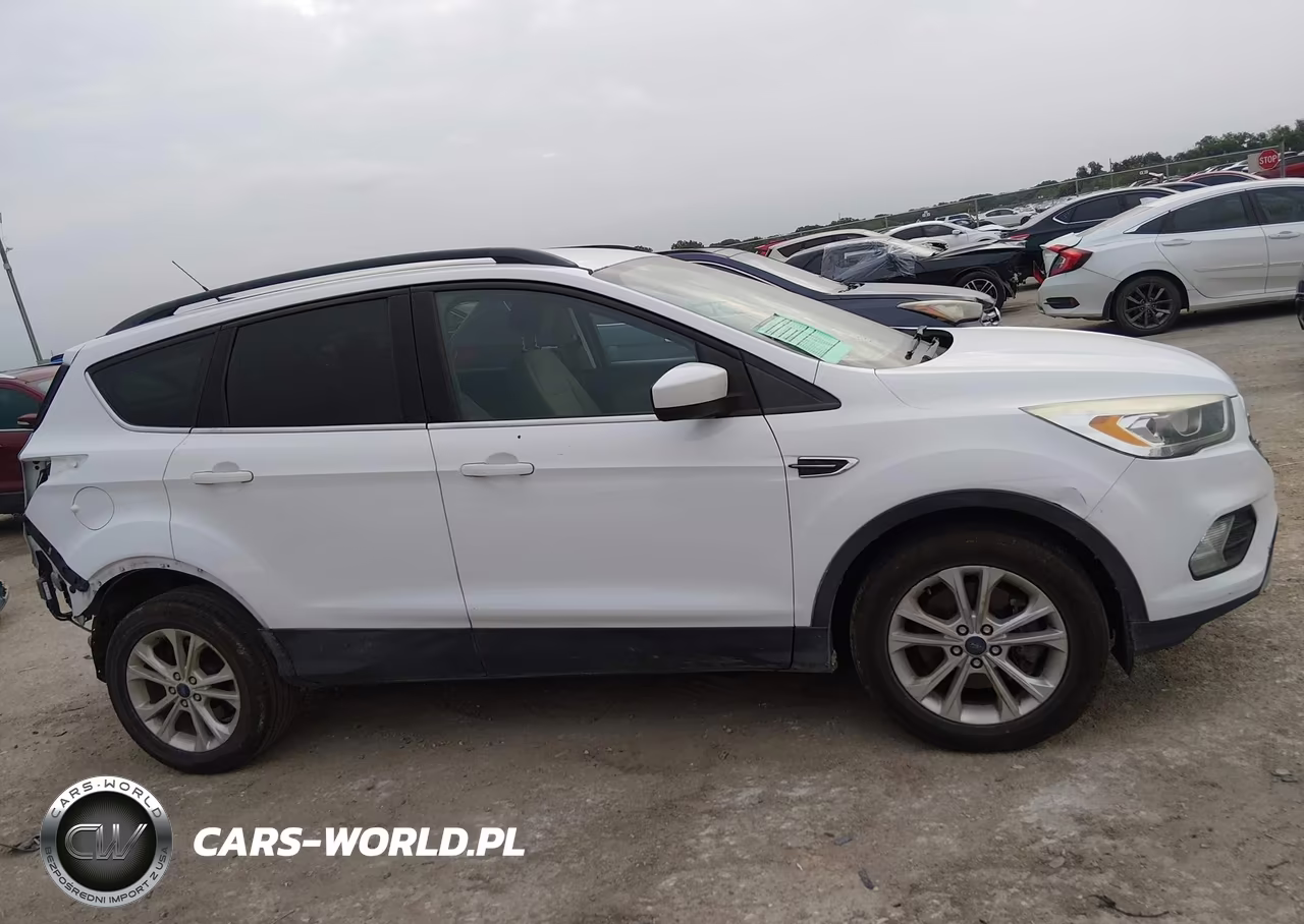 2017 Ford Escape Se VIN:1FMCU9GD4HUB90724 - 13