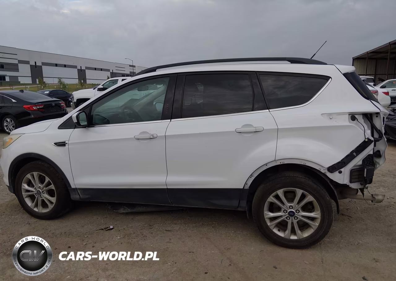 2017 Ford Escape Se VIN:1FMCU9GD4HUB90724 - 14