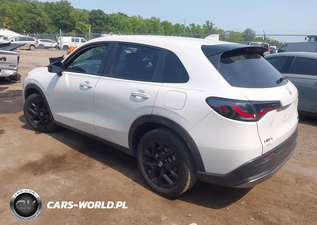 2023 Honda Hr-V 2Wd Sport VIN:3CZRZ1H58PM719632 - 3