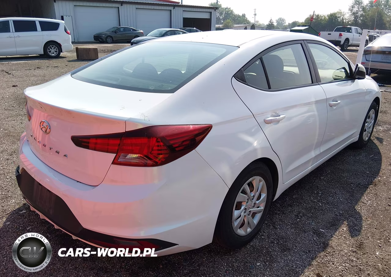 2019 Hyundai Elantra Se VIN:5NPD74LF6KH428634 - 4