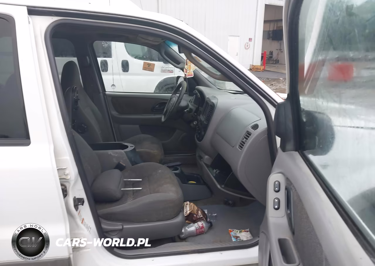 2001 Ford Escape Xlt VIN:1FMCU04171KA96828 - 5