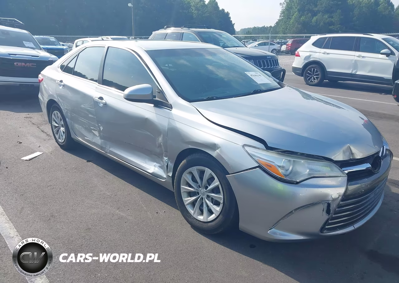 2017 Toyota Camry Le – zdjęcie 1 z 16