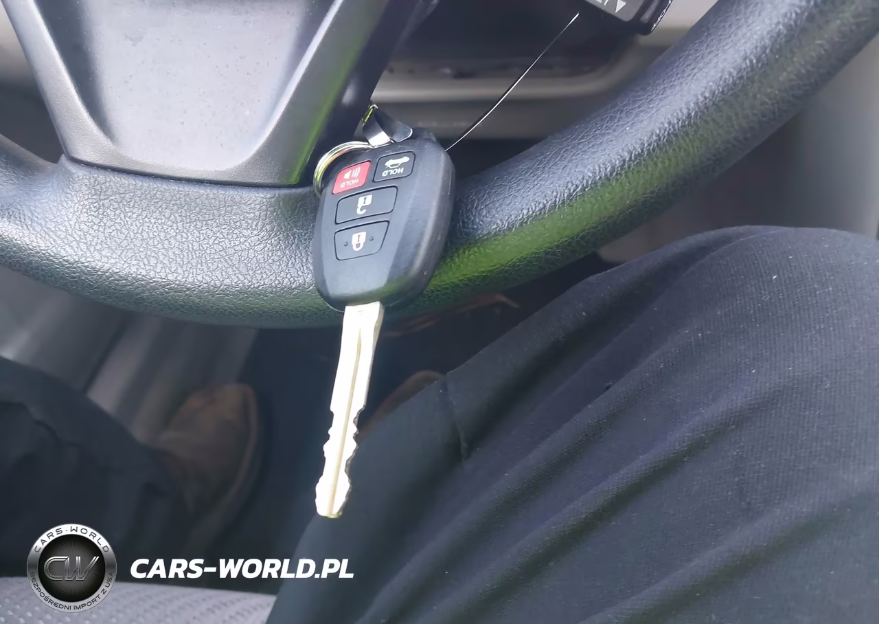 2017 Toyota Camry Le VIN:4T1BF1FK6HU744434 - 11