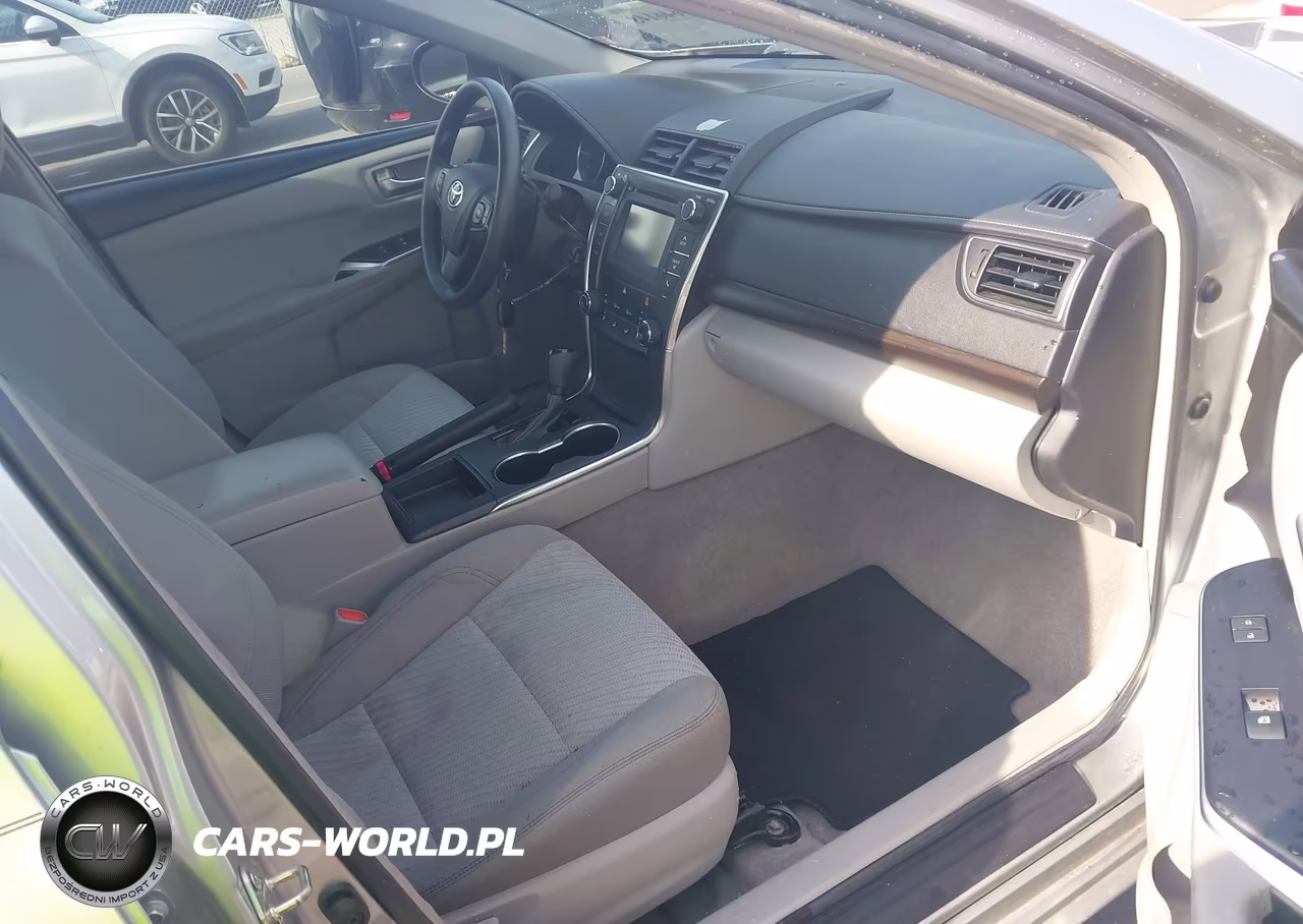 2017 Toyota Camry Le VIN:4T1BF1FK6HU744434 - 5