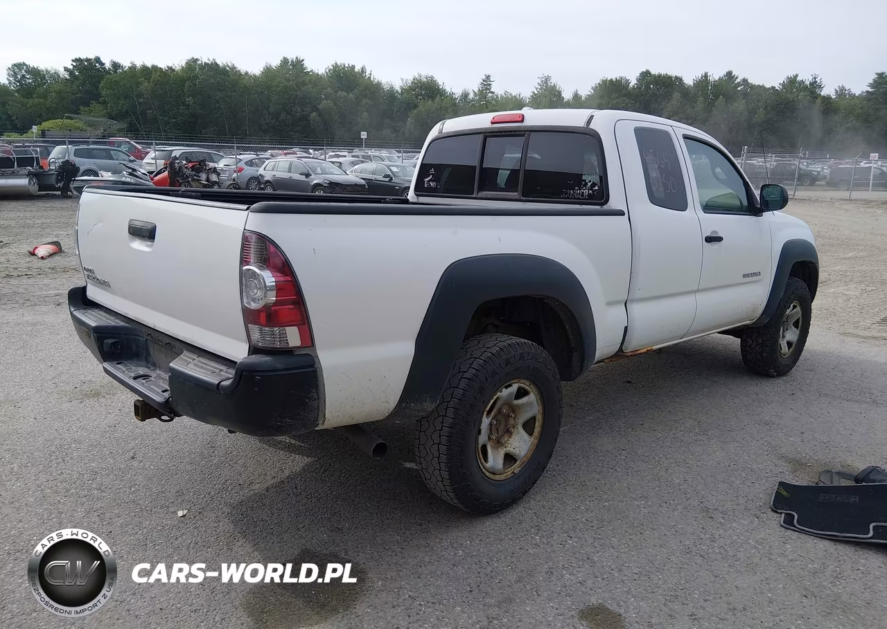 2009 Toyota Tacoma VIN:5TEUX42N49Z596658 - 4