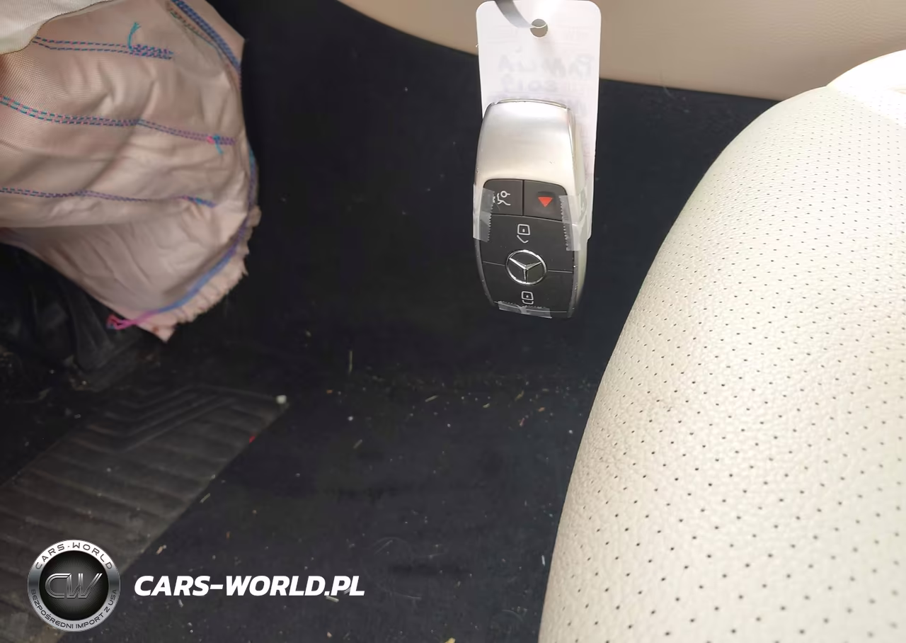2019 Mercedes-Benz C 300 4Matic VIN:55SWF8EBXKU292938 - 11