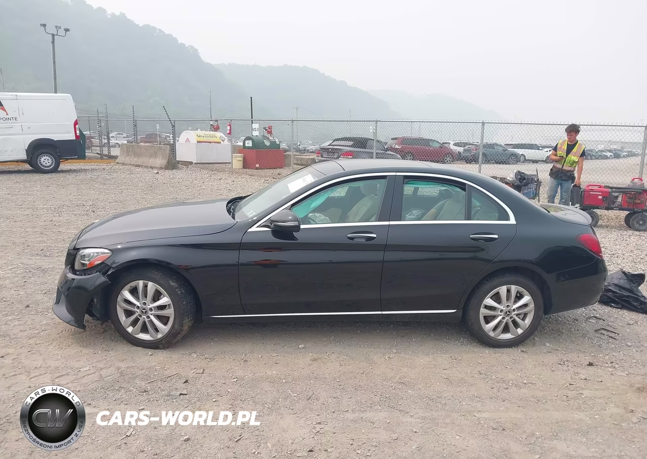 2019 Mercedes-Benz C 300 4Matic VIN:55SWF8EBXKU292938 - 15