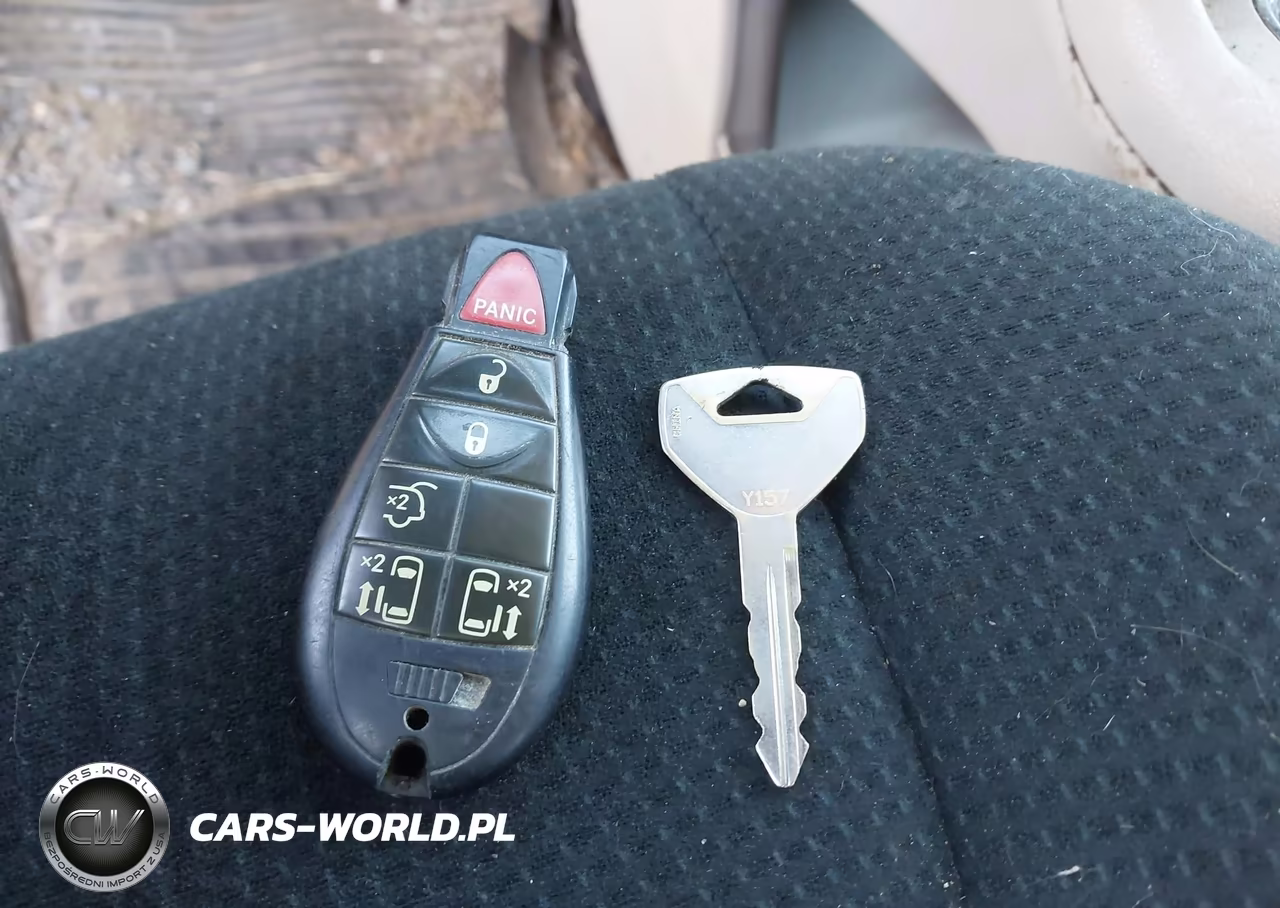 2012 Dodge Grand Caravan Sxt VIN:2C4RDGCG1CR121949 - 11