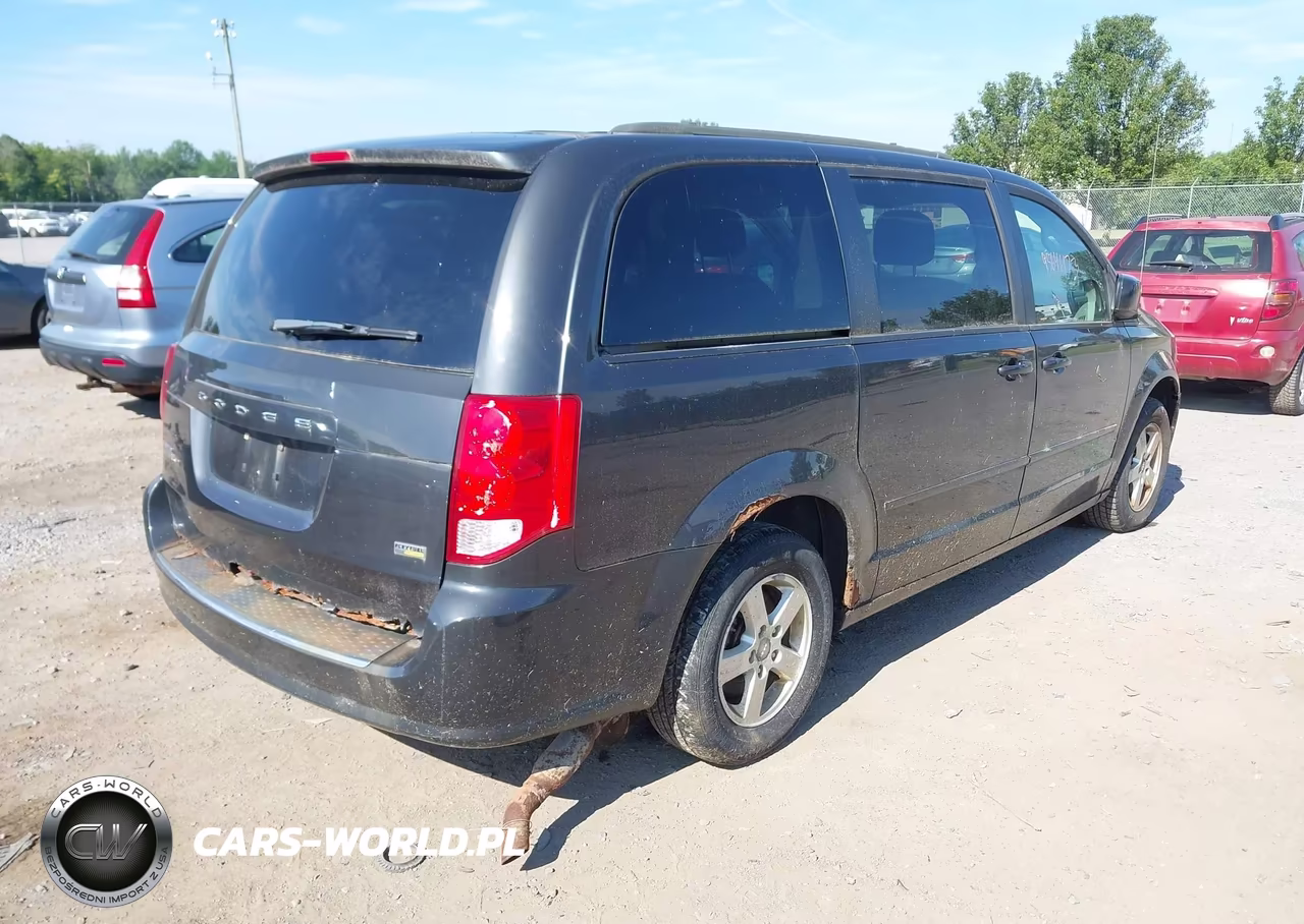 2012 Dodge Grand Caravan Sxt VIN:2C4RDGCG1CR121949 - 4