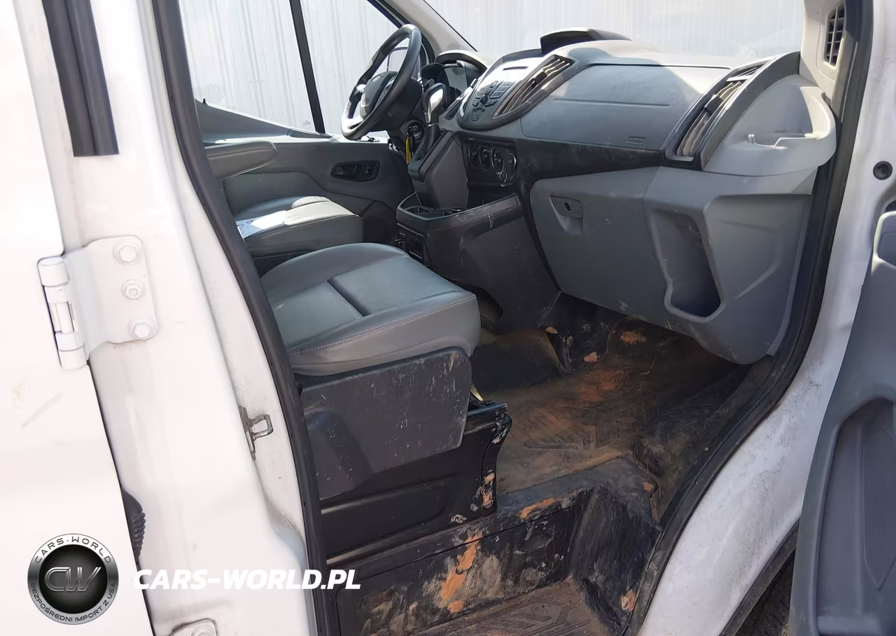 2019 Ford Transit-350 VIN:1FTBW2ZG3KKB00197 - 5