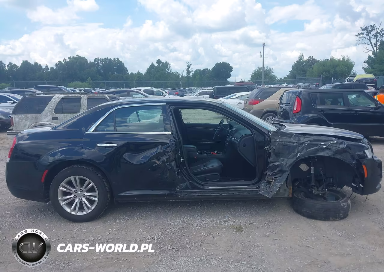 2016 Chrysler 300C VIN:2C3CCAEG1GH128225 - 14