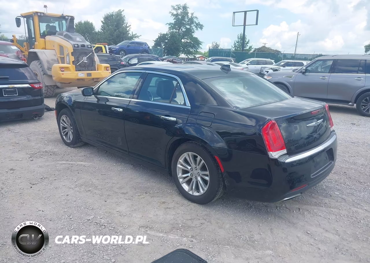2016 Chrysler 300C VIN:2C3CCAEG1GH128225 - 3