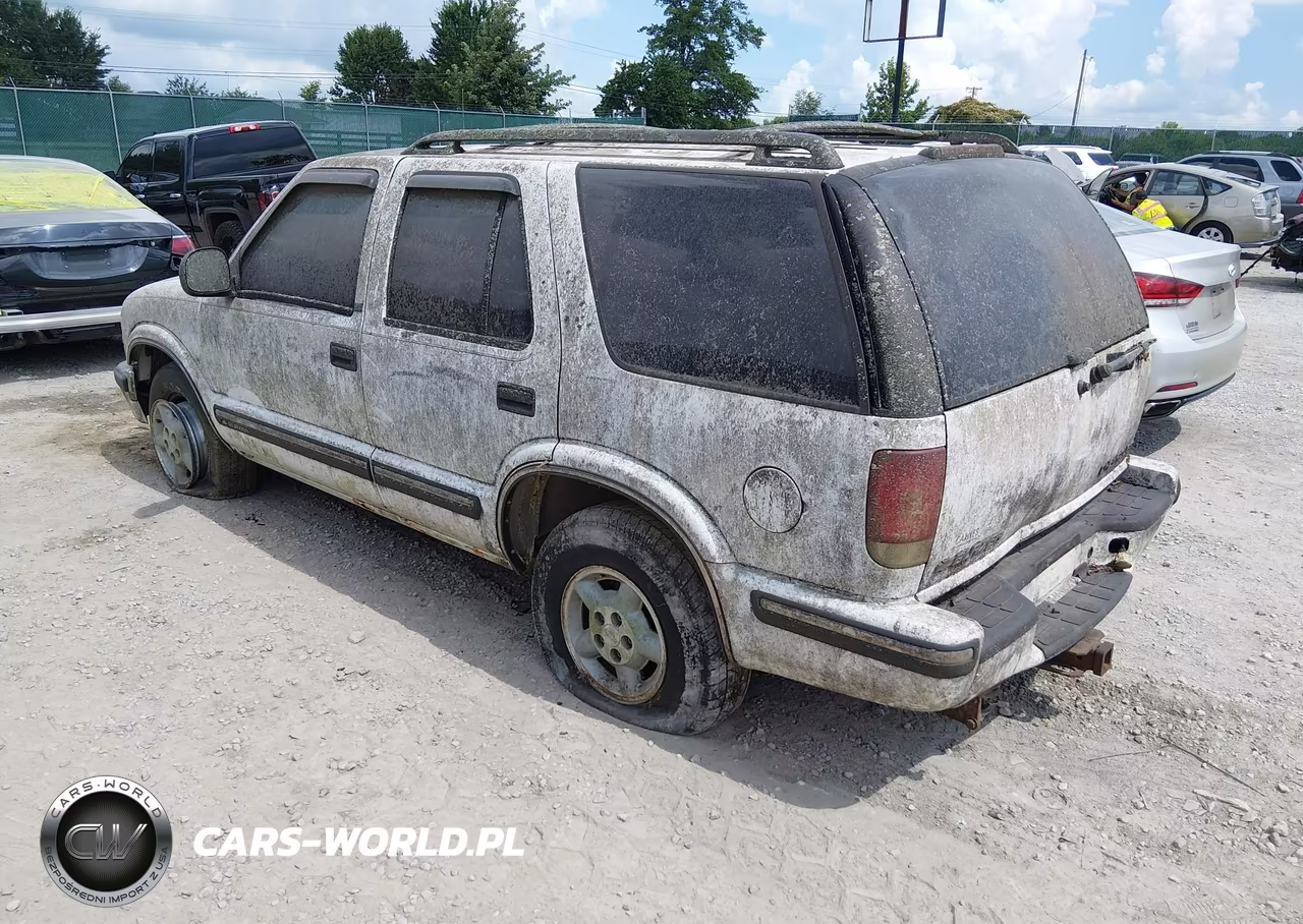 1998 Chevrolet Blazer Ls VIN:1GNDT13W7WK138525 - 3