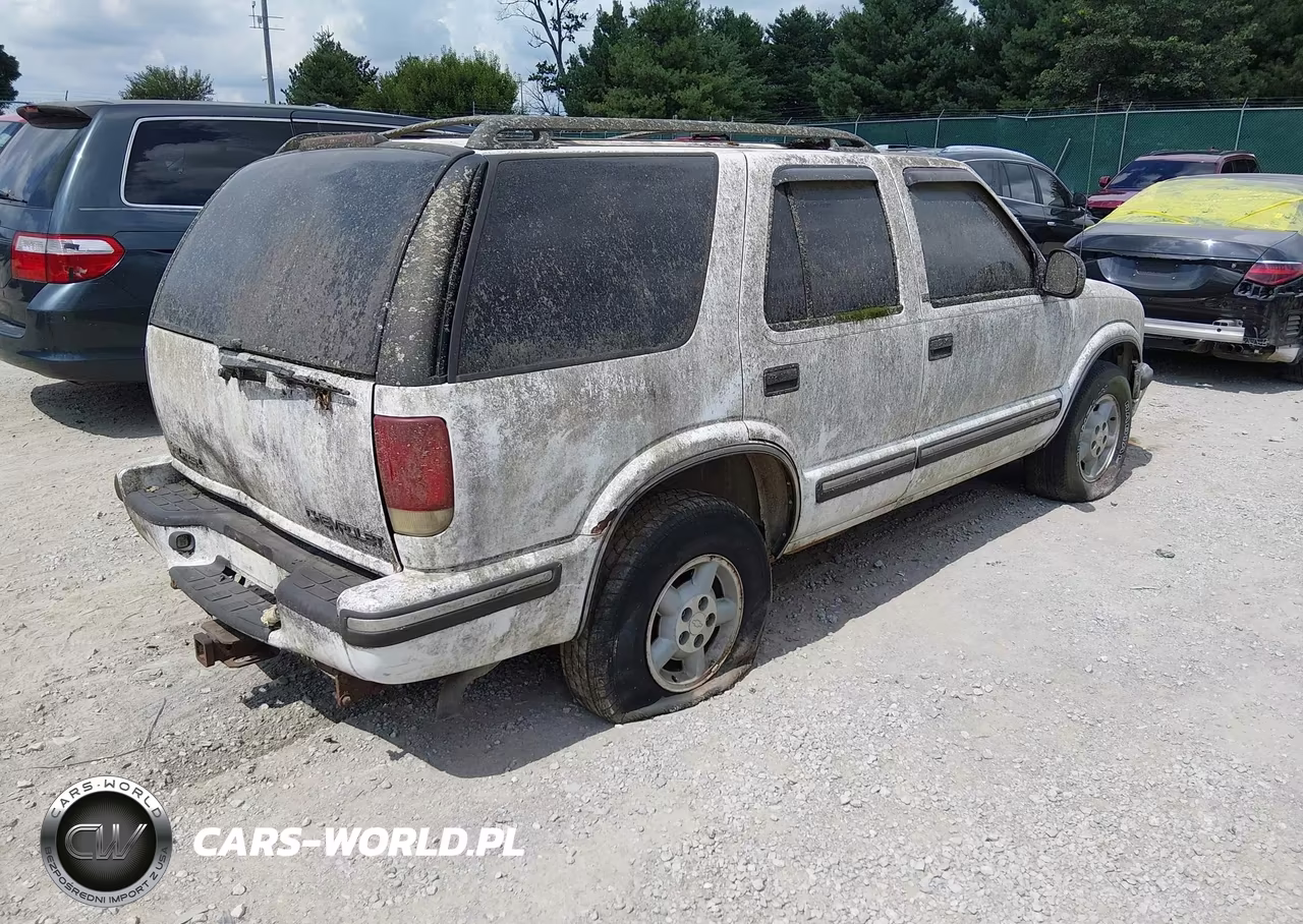 1998 Chevrolet Blazer Ls VIN:1GNDT13W7WK138525 - 4