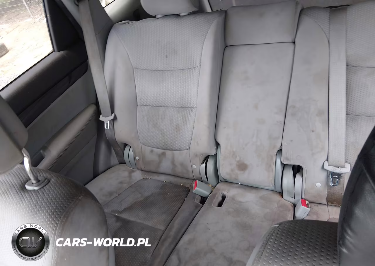 2011 Kia Sorento Lx VIN:5XYKTCA10BG088599 - 8