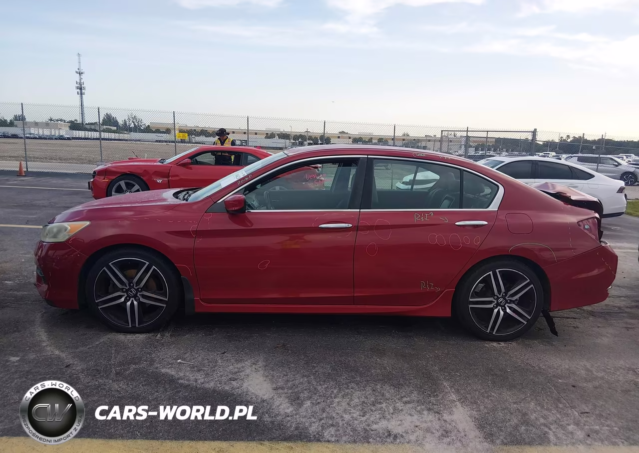 2017 Honda Accord Sport VIN:1HGCR2F55HA231923 - 15