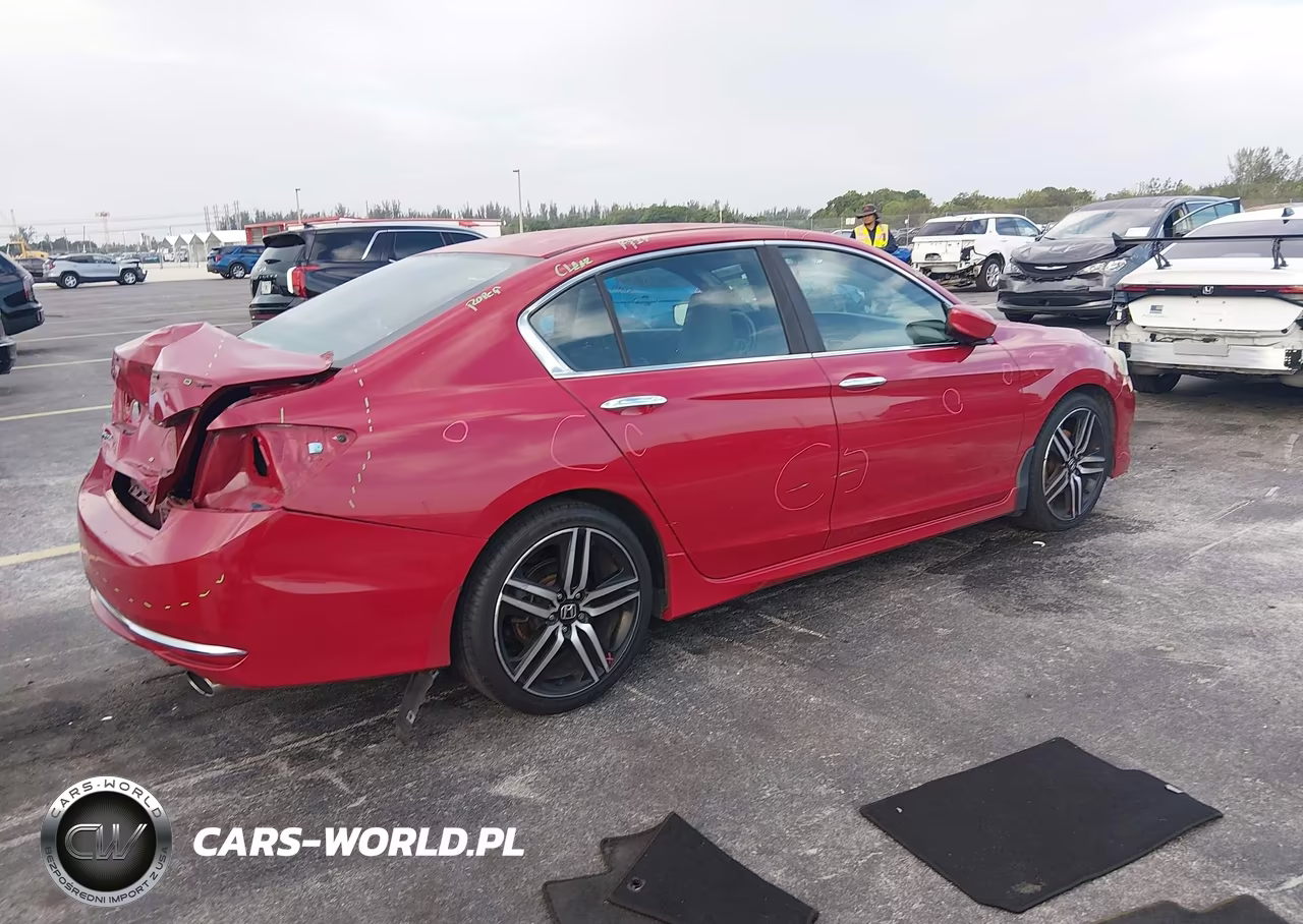 2017 Honda Accord Sport VIN:1HGCR2F55HA231923 - 4