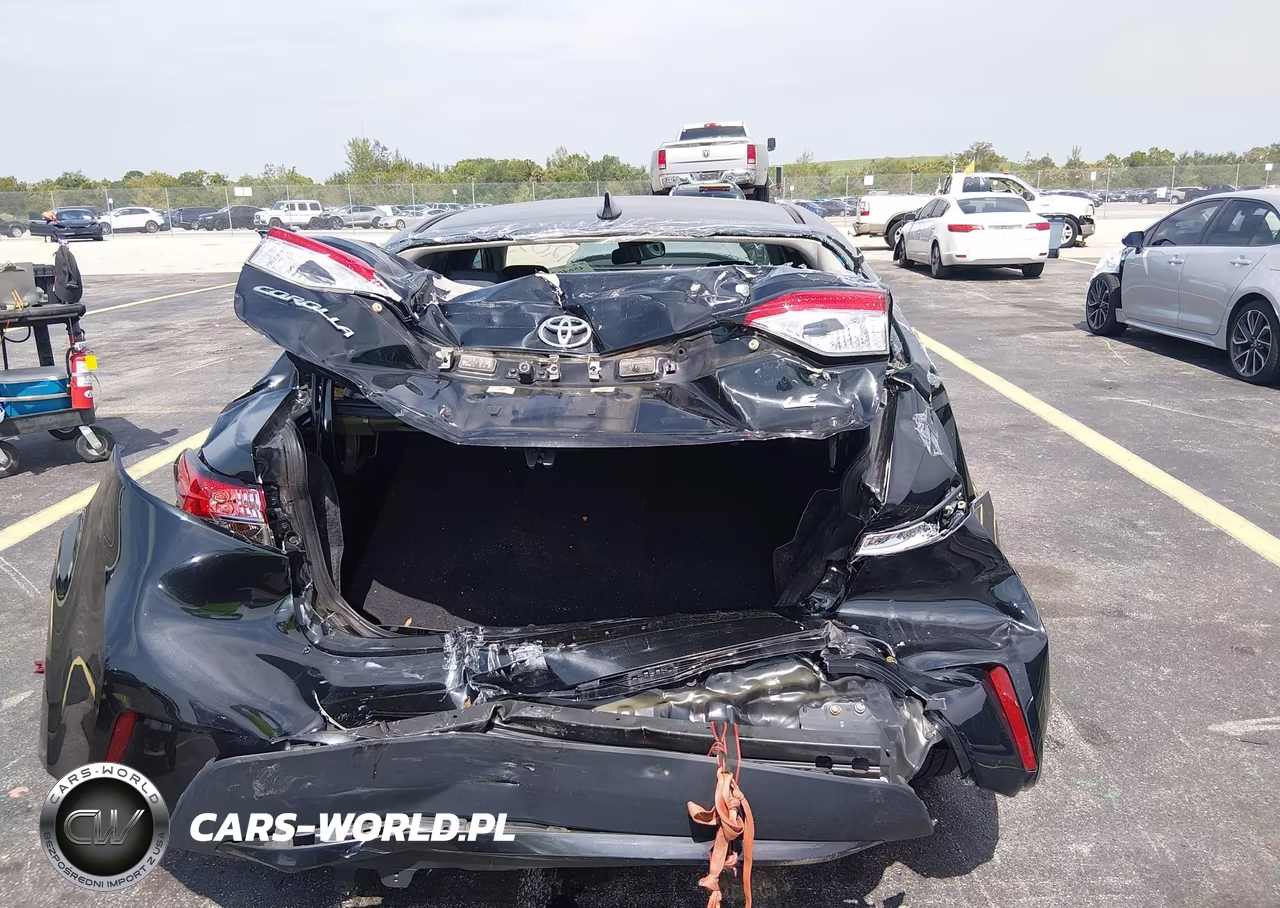 2020 Toyota Corolla Le VIN:5YFEPRAE1LP089202 - 6