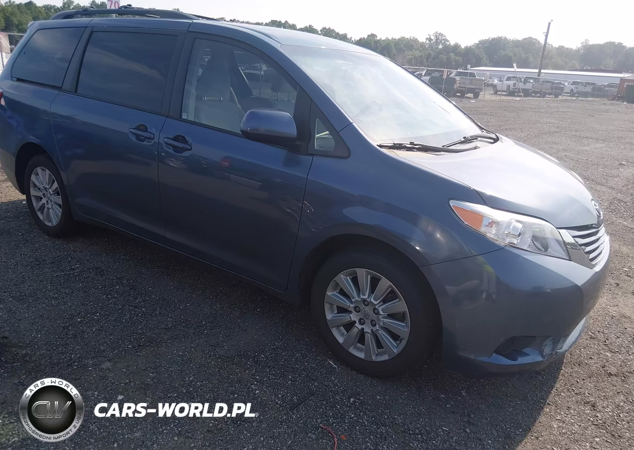 2015 Toyota Sienna Le 7 Passenger – zdjęcie 1 z 16