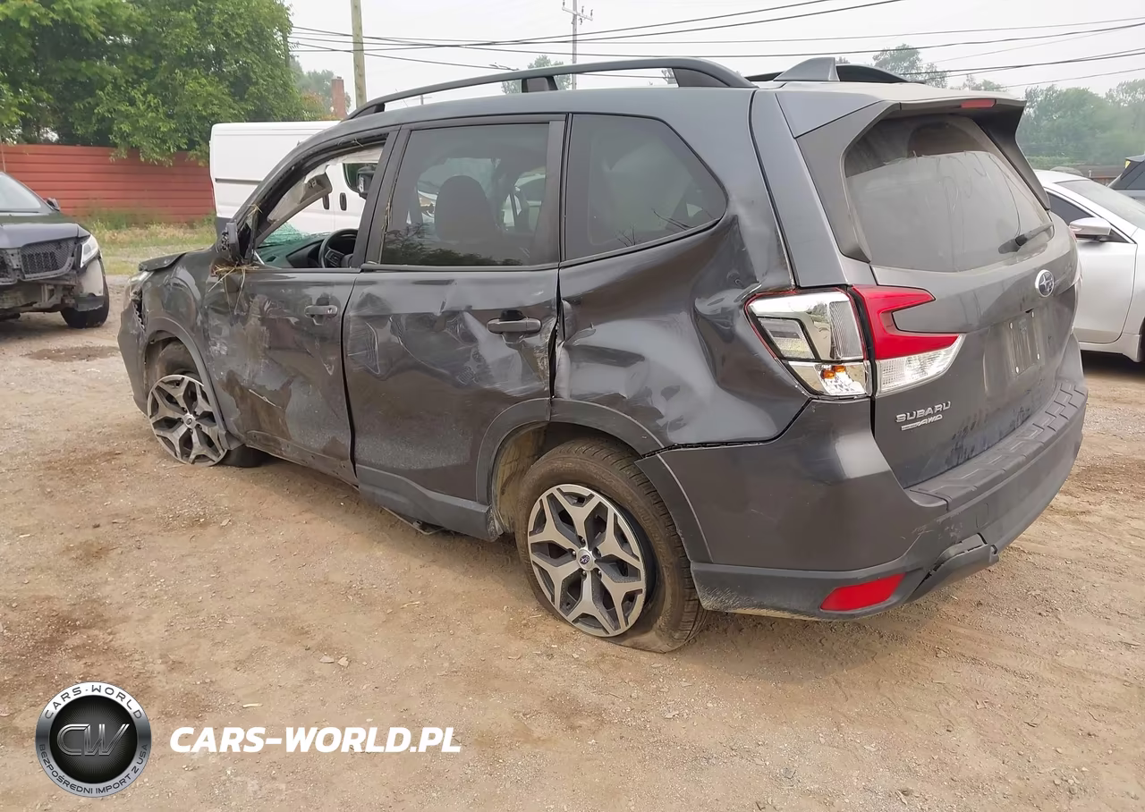 2021 Subaru Forester Premium VIN:JF2SKAFC4MH497329 - 3