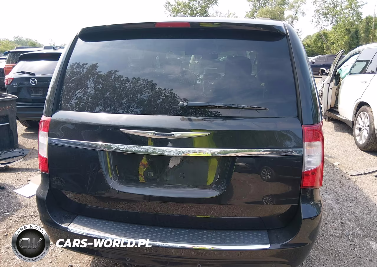 2014 Chrysler Town & Country Touring VIN:2C4RC1BG4ER285023 - 16