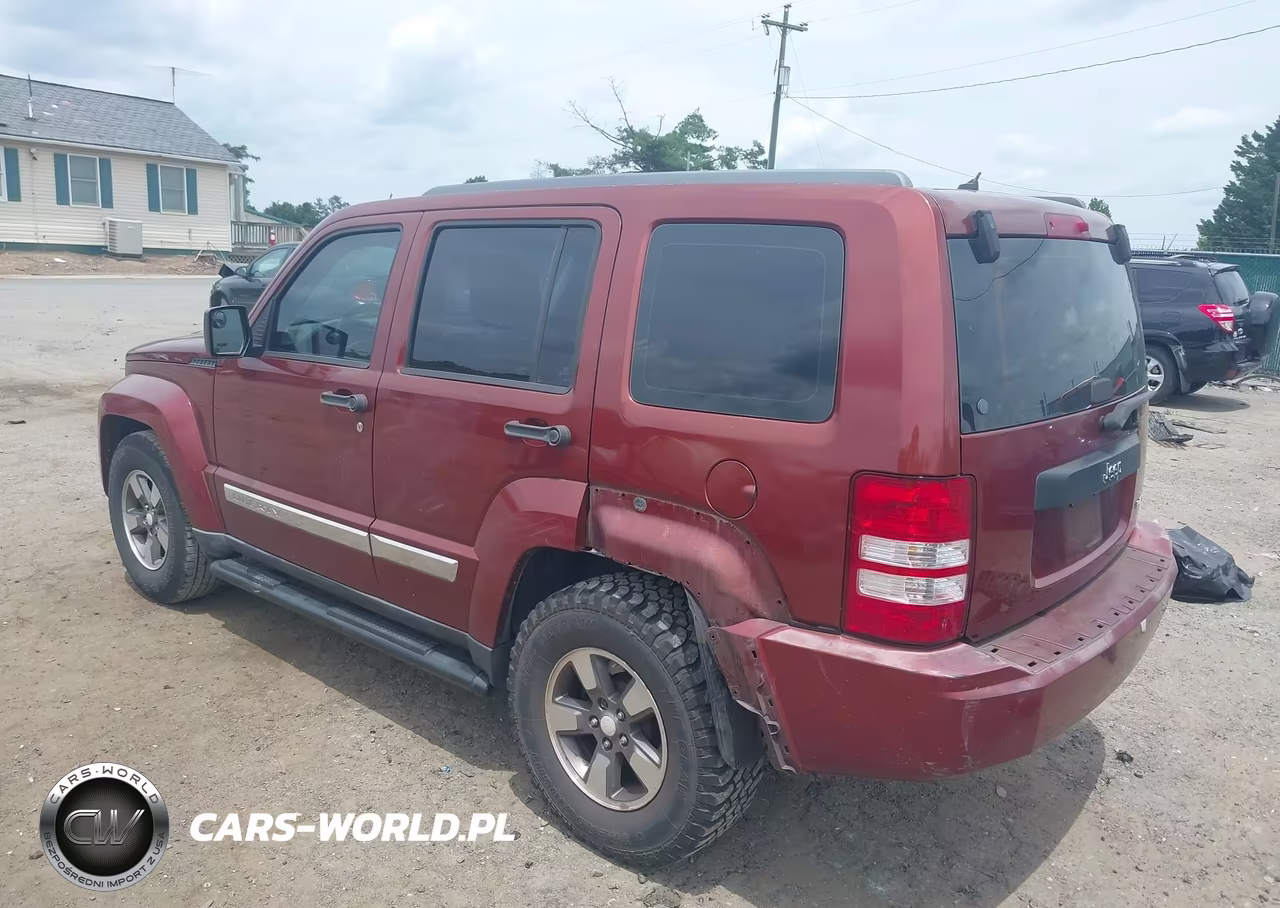 2008 Jeep Liberty Sport VIN:1J8GP28K18W135422 - 3