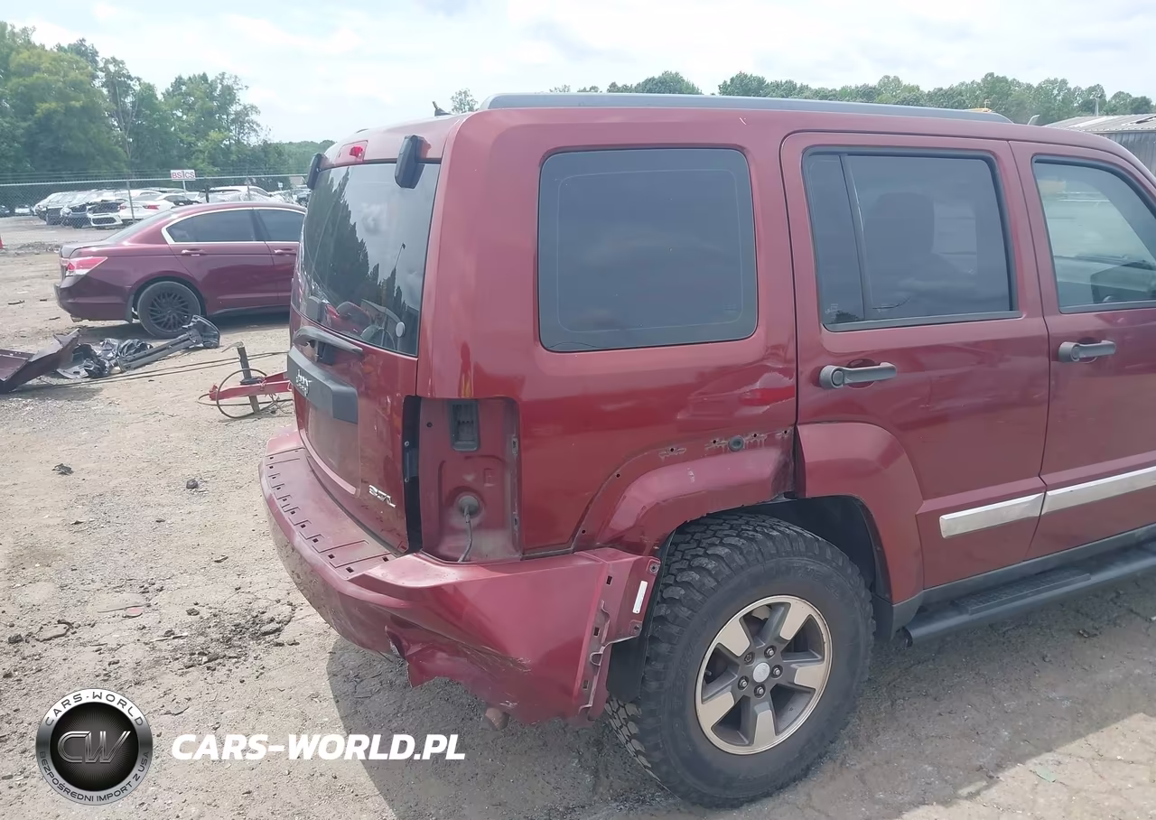 2008 Jeep Liberty Sport VIN:1J8GP28K18W135422 - 6